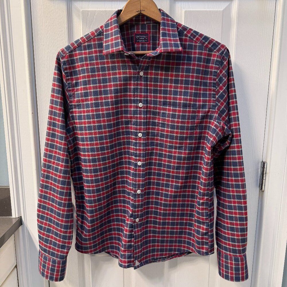 UNTUCKit Red Blue Plaid Long Sleeve Button Down Shirt Size Medium